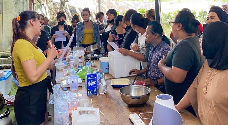 Pelatihan Membuat Minuman Kekinian oleh PKBI DIY Mendorong Pengembangan Wirausaha di Bidang Minuman