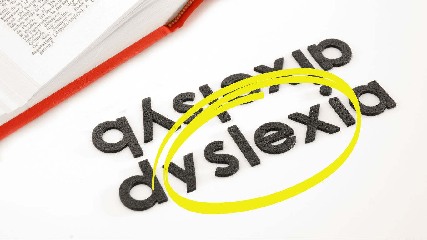 Gambar menunjukkan kata dyslexia atau disleksia dalam bahasa inggris. kata tersebut diberi coretan warna kuning dan berbentuk bulat sebagai penanda hal penting untuk diingat